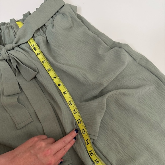 Pink Lily Epiphany Moment Sage Green Paper Bag Wide Leg Trouser Pants Size Small - Picture 9 of 11